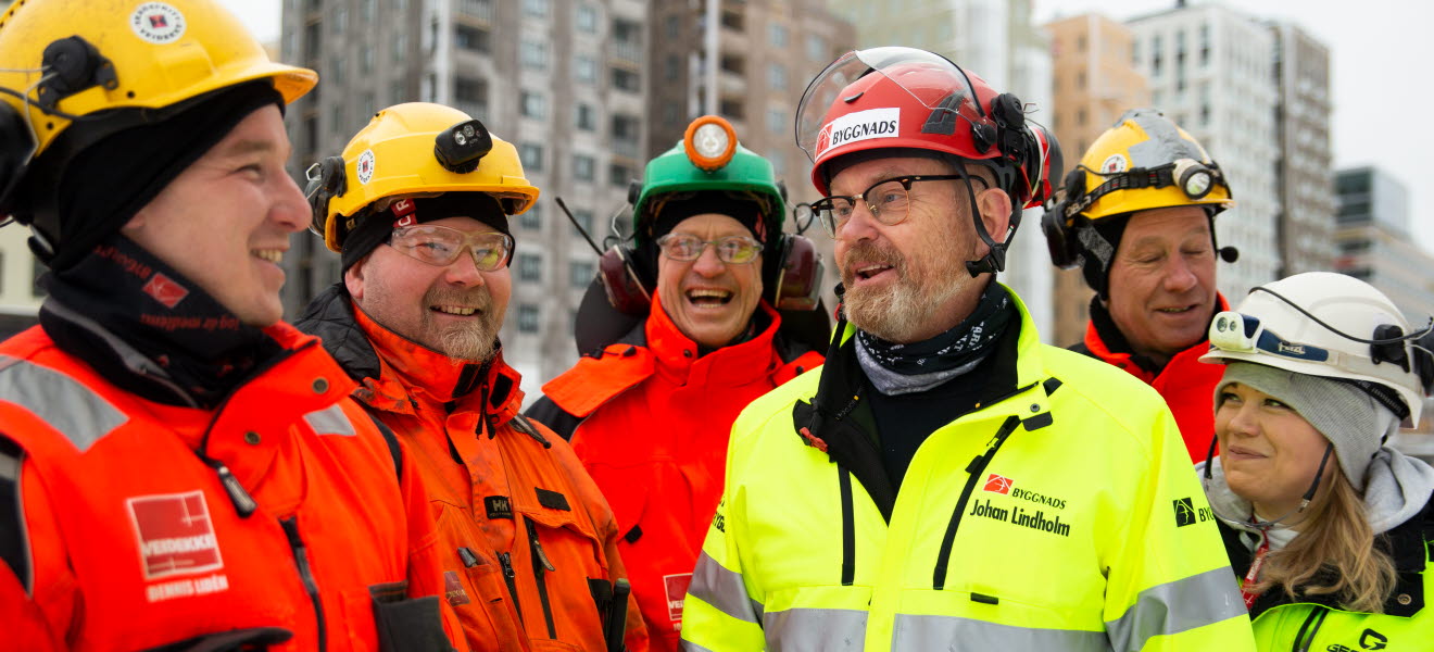 Byggnadsarbetare och Johan Lindholm
